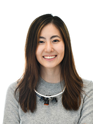 Headshot of Doctor Linda Zheng.